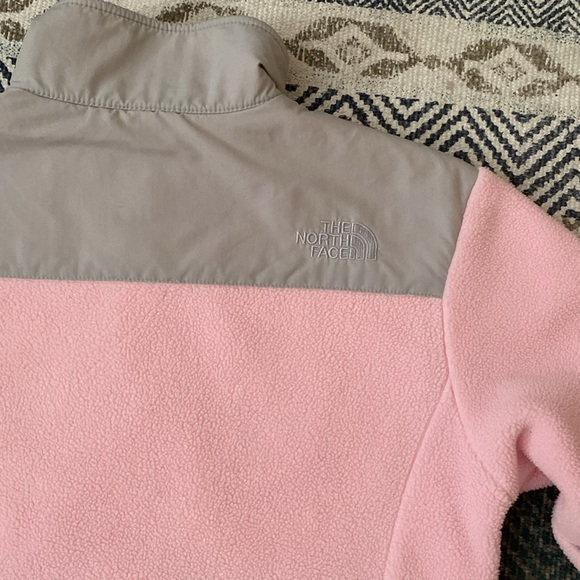 Girls North face Jacket - Picture 8 of 12